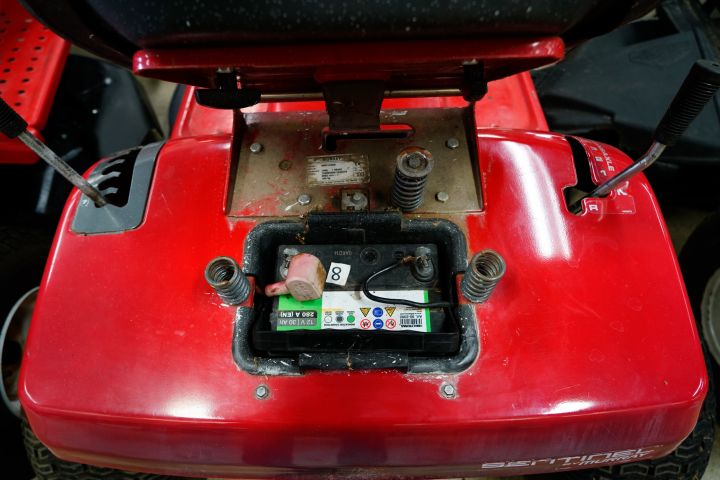 852230-8 Sentinel by MURRAY - 98