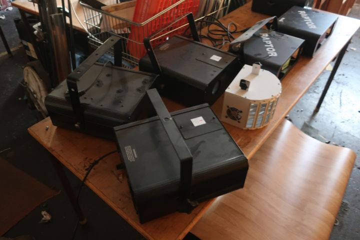 833418-8 7 disco lamps, different models - i.a. Martin Raptor