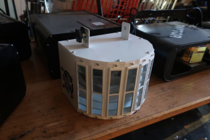 833418-9 7 disco lamps, different models - i.a. Martin Raptor