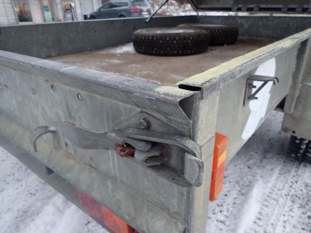 752076-27 Box trailer OK-BIVA 1979