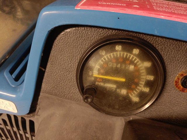 755322-22 Polaris Star Track -1988 Reg: NZS933 Repair Object