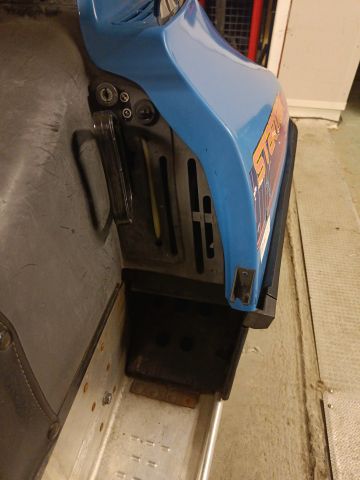 755322-27 Polaris Star Track -1988 Reg: NZS933 Repair Object