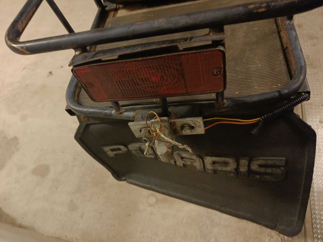 755322-35 Polaris Star Track -1988 Reg: NZS933 Repair Object