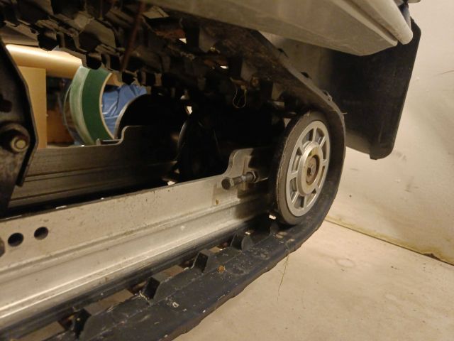 755322-46 Polaris Star Track -1988 Reg: NZS933 Repair Object