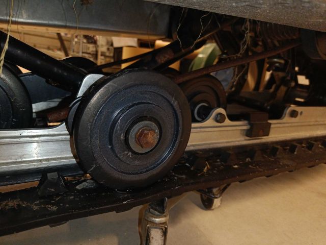 755322-47 Polaris Star Track -1988 Reg: NZS933 Repair Object