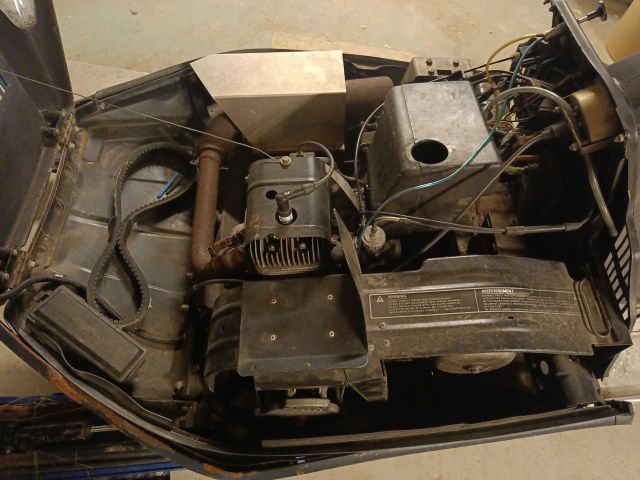 755322-52 Polaris Star Track -1988 Reg: NZS933 Repair Object