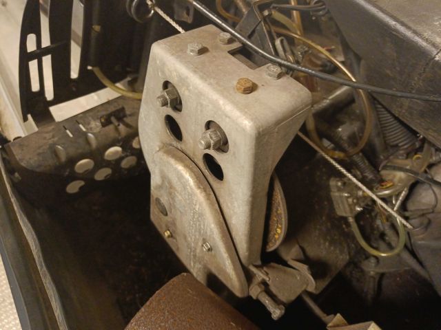 755322-58 Polaris Star Track -1988 Reg: NZS933 Repair Object