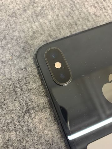 748134-5 Apple iPhone XS 256GB Space Gray