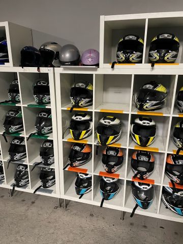 852998-3 Go-kart helmets 46 pcs XXS-XL