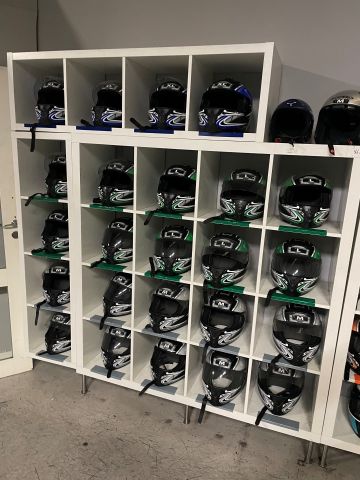 852998-4 Go-kart helmets 46 pcs XXS-XL