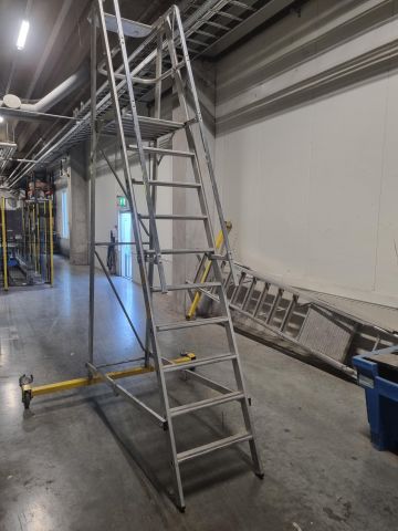 853000-2 Platform ladder Zarges Z600