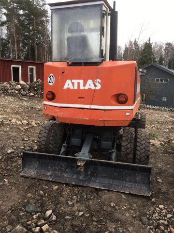 779348-5 Grävmaskin Atlas 804 M 5-ton -1995 med vagn