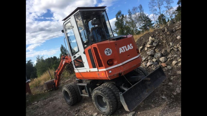 779348-6 Grävmaskin Atlas 804 M 5-ton -1995 med vagn