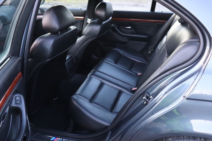 840870-10 BMW M5 Sedan Manual, 400hp, 1999