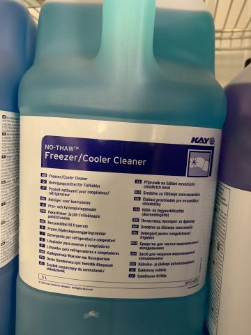 809847-20 Cleaning equipment: Aluminum stand for mop, air freshener, detergent