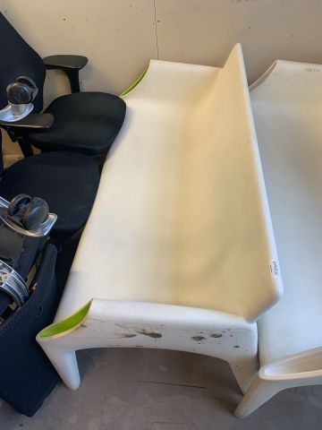 844850-3 Outdoor sofa, 3 Magic Hole Kartell