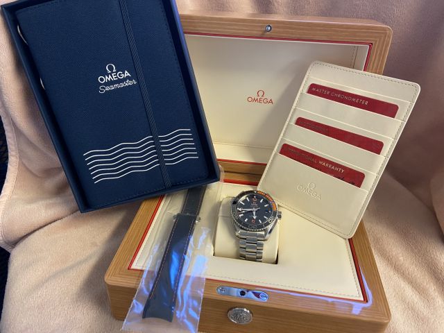 830858-4 Omega Seamaster Planet Ocean 600M Black / Steel Ø43.5 mm 2019
