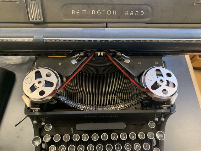 844864-4 Typewriter remington rand