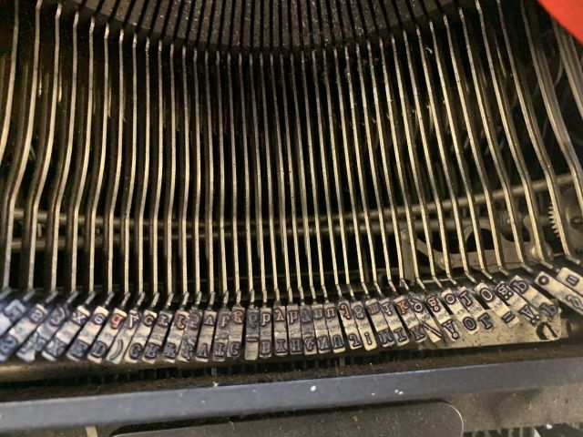 844864-5 Typewriter remington rand