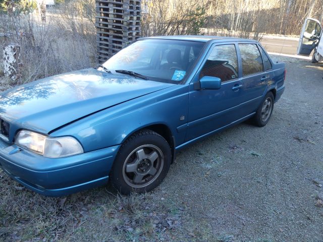 836255-1 Volvo S70, 1998, 142 hp