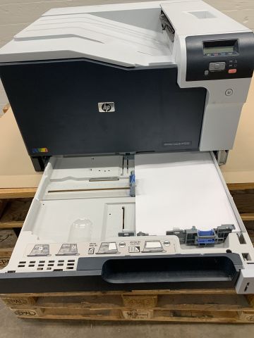 853572-5 HP Color LaserJet Professional CP5225 Printer