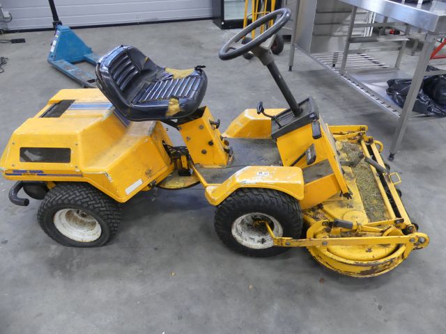836259-2 Front mower Stiga park 2000