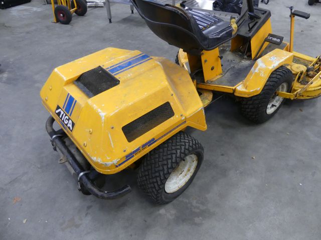 836259-3 Front mower Stiga park 2000