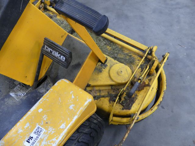836259-11 Front mower Stiga park 2000