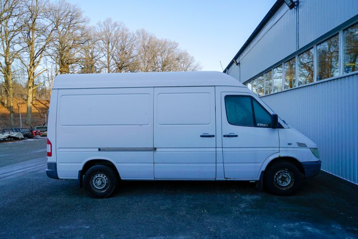 854298-5 MERCEDES-BENZ 316 CDI / 35, 2005, 154 hp