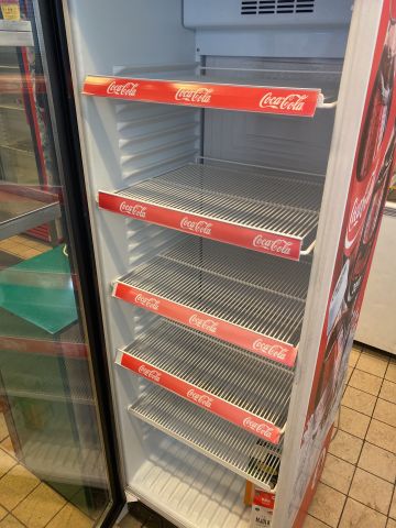 805997-5 Refrigerator, standing, 372 L