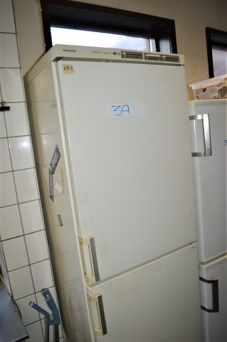 854264-2 Fridge / freezer Siemens Comfort Electronic (No. 39)
