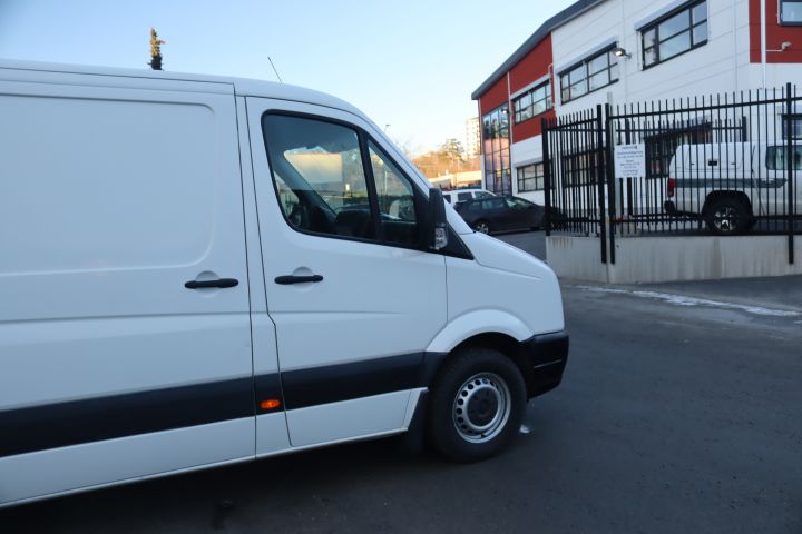 854323-8 Volkswagen Crafter 35 2.0 TDI Manual, 163hp, 2014