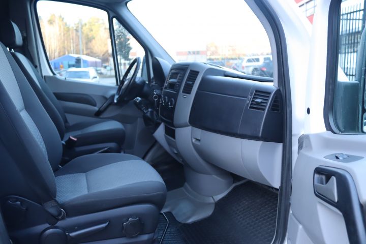 854323-15 Volkswagen Crafter 35 2.0 TDI Manual, 163hp, 2014