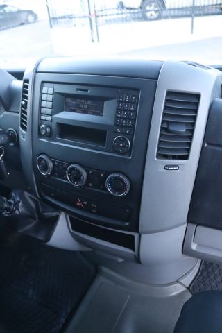 854323-16 Volkswagen Crafter 35 2.0 TDI Manual, 163hp, 2014