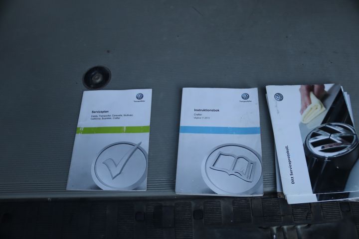 854323-54 Volkswagen Crafter 35 2.0 TDI Manual, 163hp, 2014