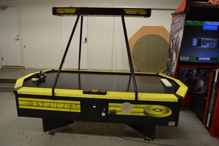 779364-2 Airhockey Stella Typhoon de luxe
