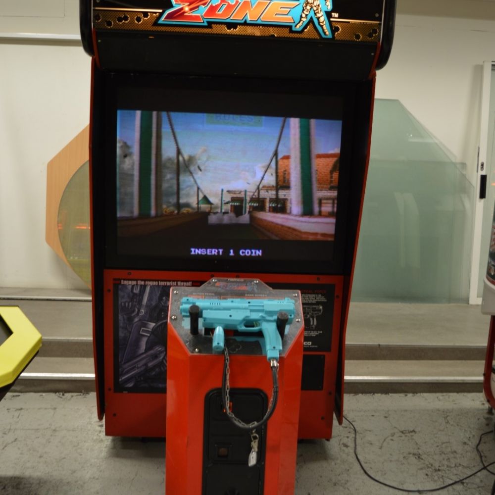 Namco Crisis Zone Cabinet -1999