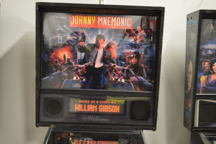 779376-6 Pinball Williams Johnny Mnemonic -1995