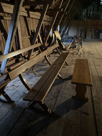 794685-2 Church pews and stool