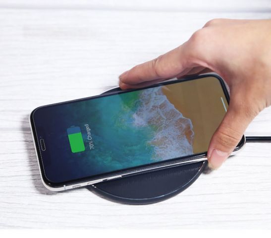 854865-4 4 fast wireless chargers, max 10W - Free shipping
