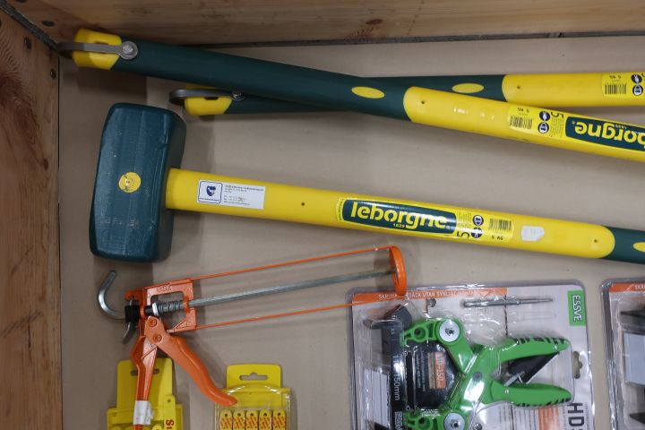 854534-5 Assortment with tools ESSVE, Leborgne, Milwaukee etc