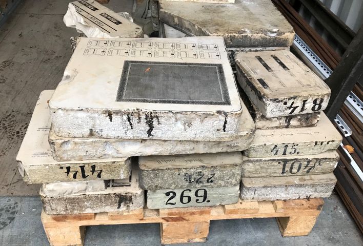 848951-7 Lithograph press karl krause with lithograph stone