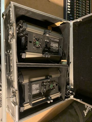 844938-1 Fire light effect Martin Mania DC2 and transport box