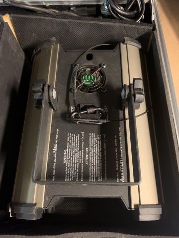 844938-5 Fire light effect Martin Mania DC2 and transport box