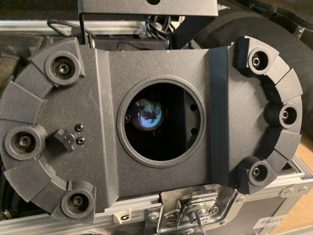 844938-6 Fire light effect Martin Mania DC2 and transport box