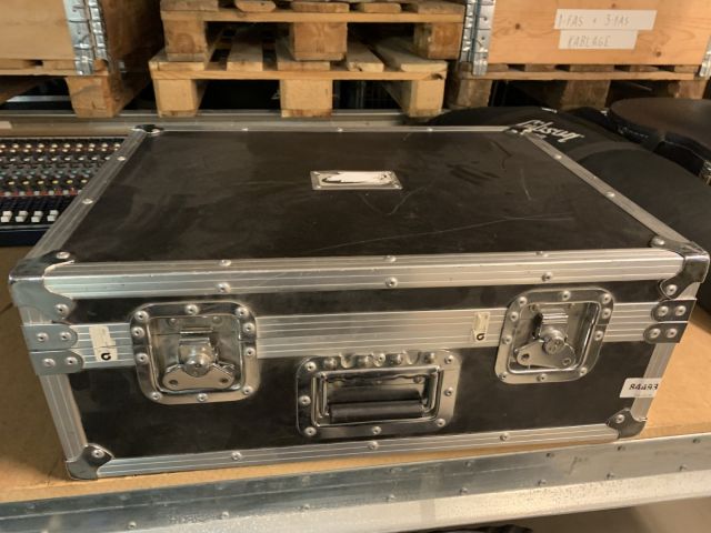 844938-10 Fire light effect Martin Mania DC2 and transport box