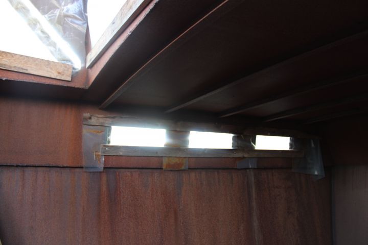 855063-22 Beach Craft 40, Dutch steel boat - Project