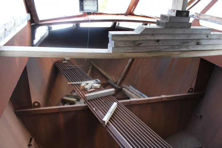 855063-23 Beach Craft 40, Dutch steel boat - Project