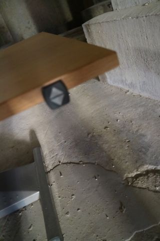 836370-4 2 Electric desk kinnarps height and lower