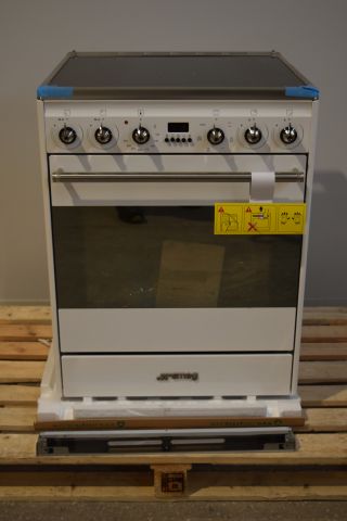 683271-2 Spis/ugn från SMEG SSK60IMB8